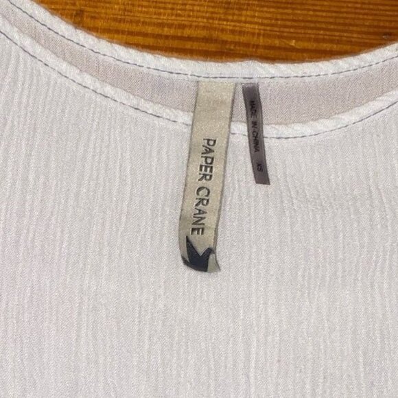 Paper Crane women’s crop top extra small white embroidered ruffle flowy shirt - Picture 2 of 4